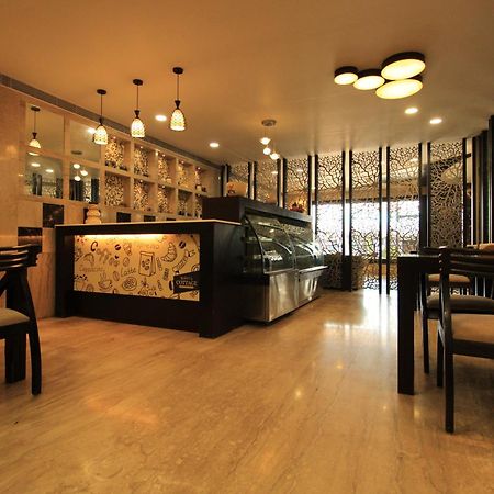 Hotel Southern Residency Kelambakkam Экстерьер фото