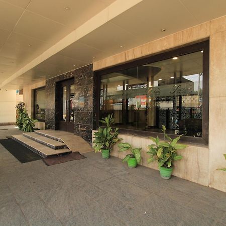 Hotel Southern Residency Kelambakkam Экстерьер фото