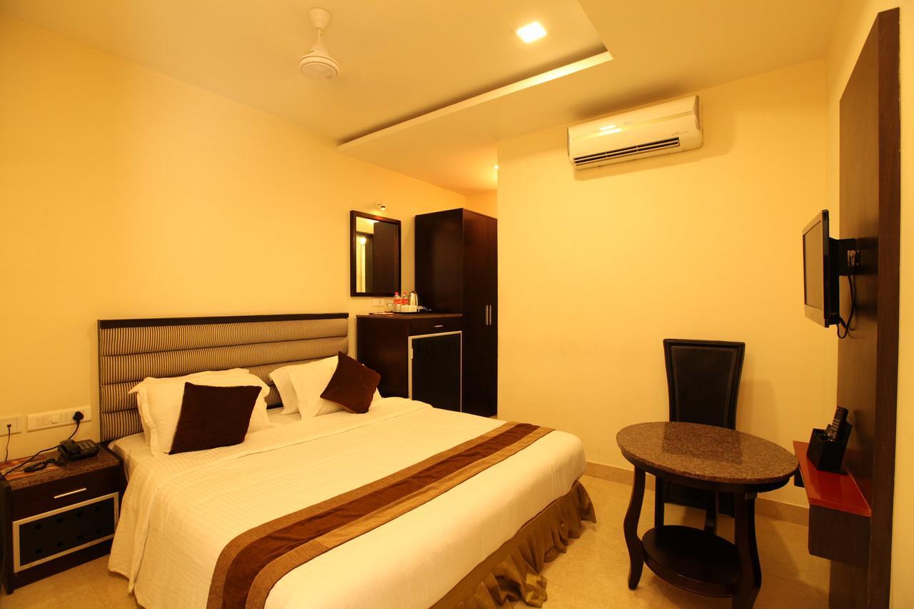Hotel Southern Residency Kelambakkam Экстерьер фото